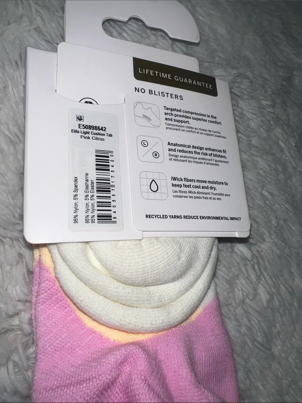 FEETURES ELITE LIGHT CUSHION SOCKS